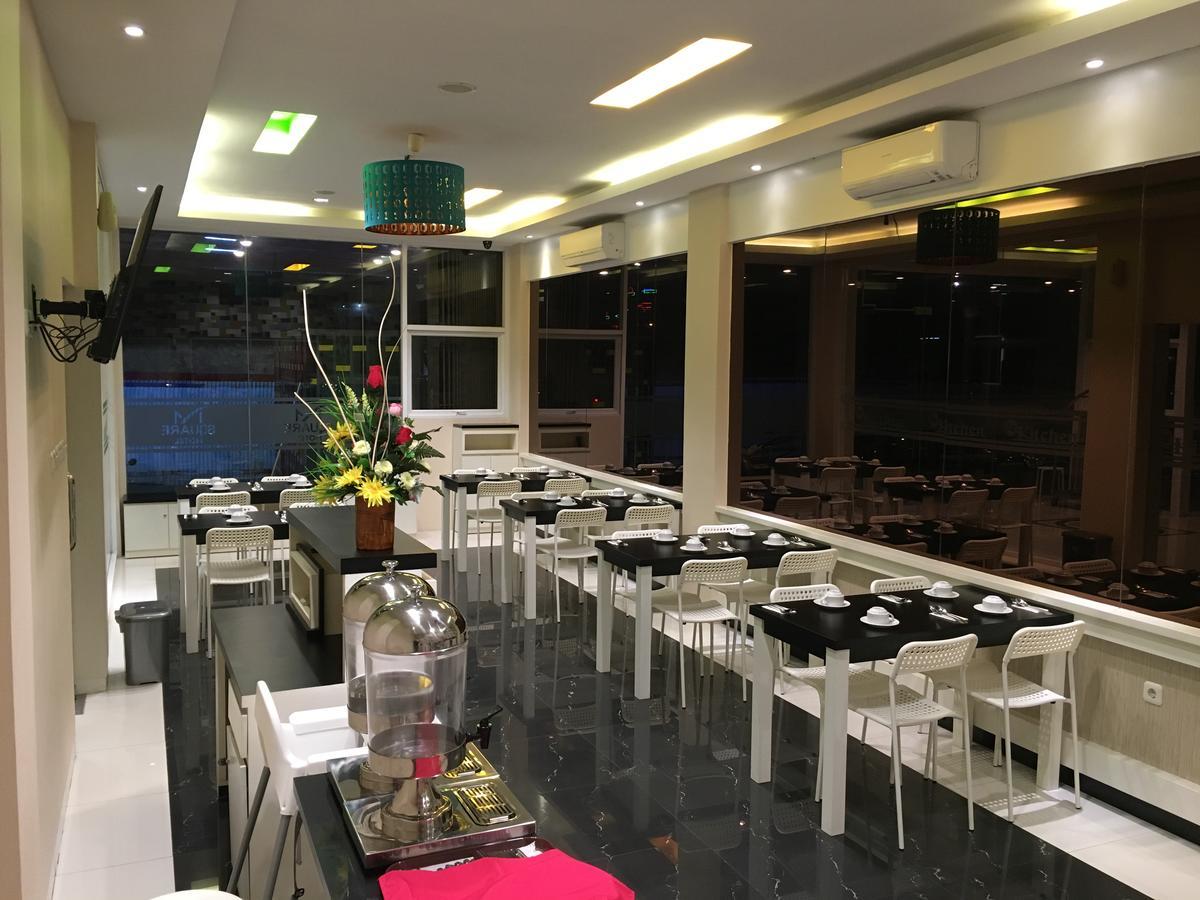 Msquare Palembang Hotel Екстериор снимка