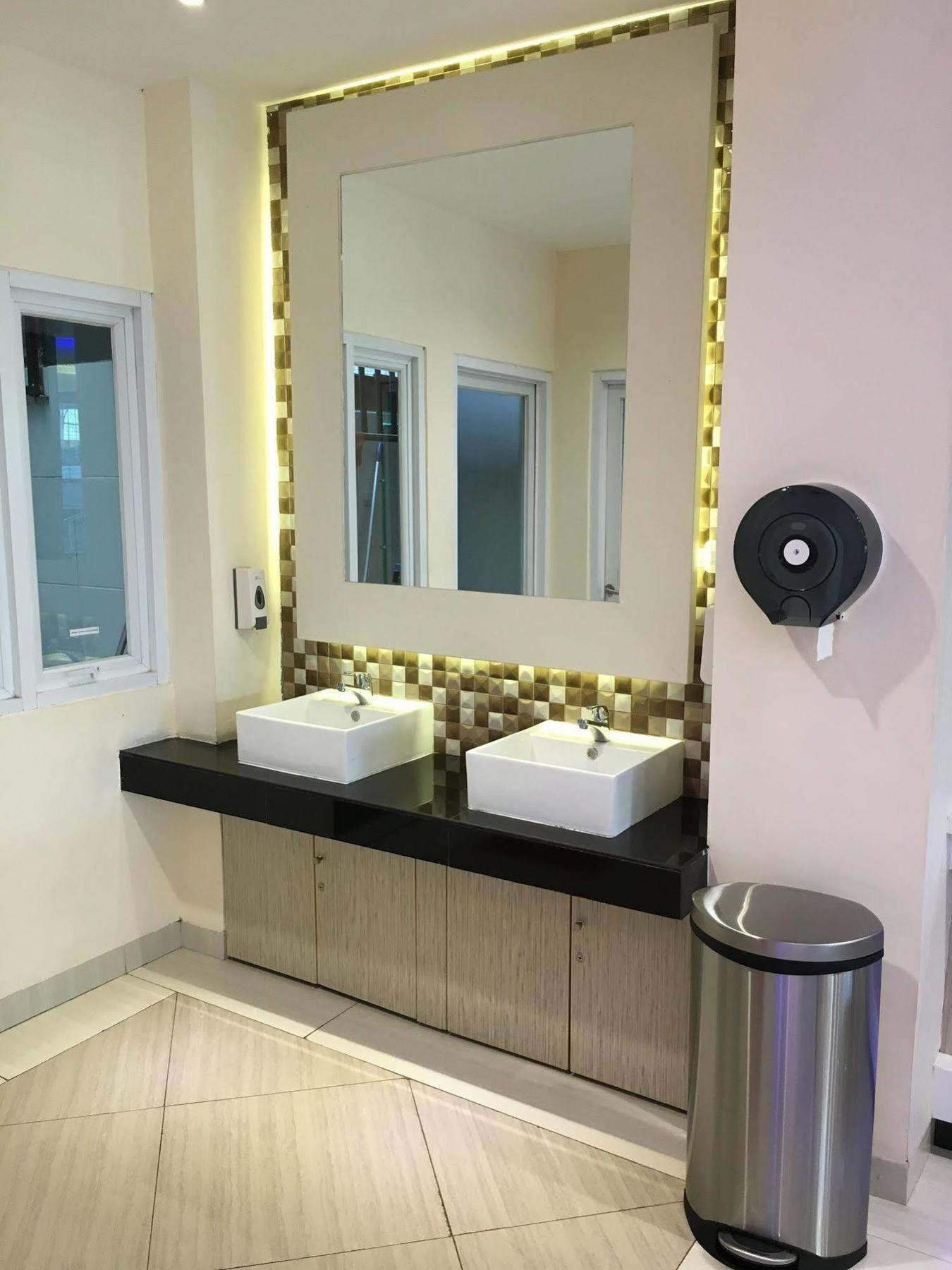 Msquare Palembang Hotel Екстериор снимка